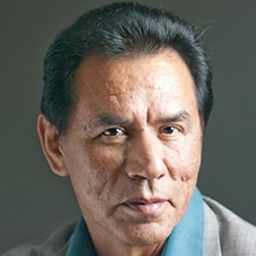 Wes Studi